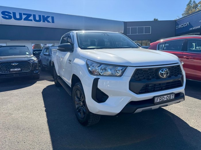 2025 Toyota Hilux