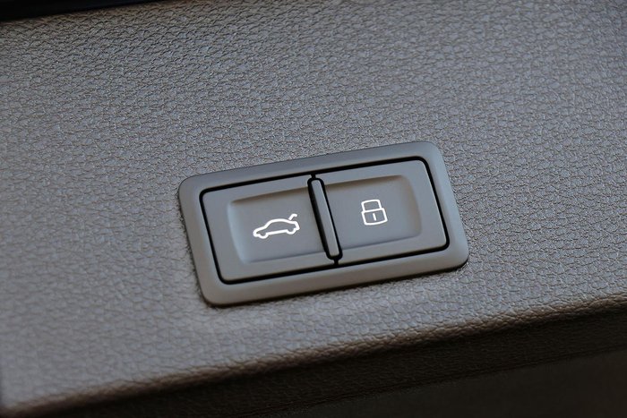 2022 Audi SQ2