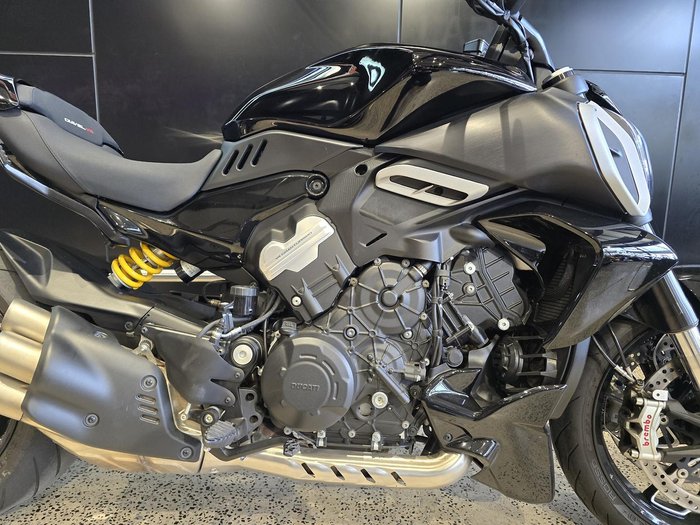 2023 Ducati Diavel V4