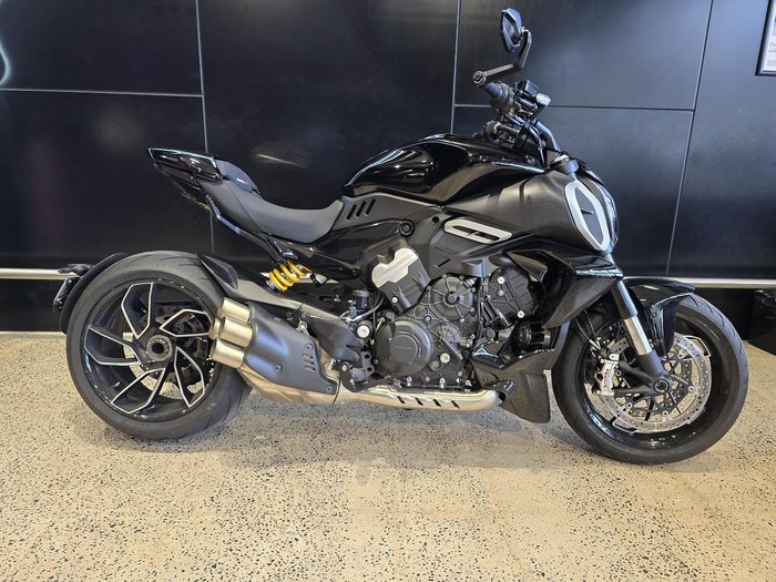 2023 Ducati Diavel V4