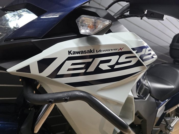 2025 Kawasaki VERSYS-X 300 White