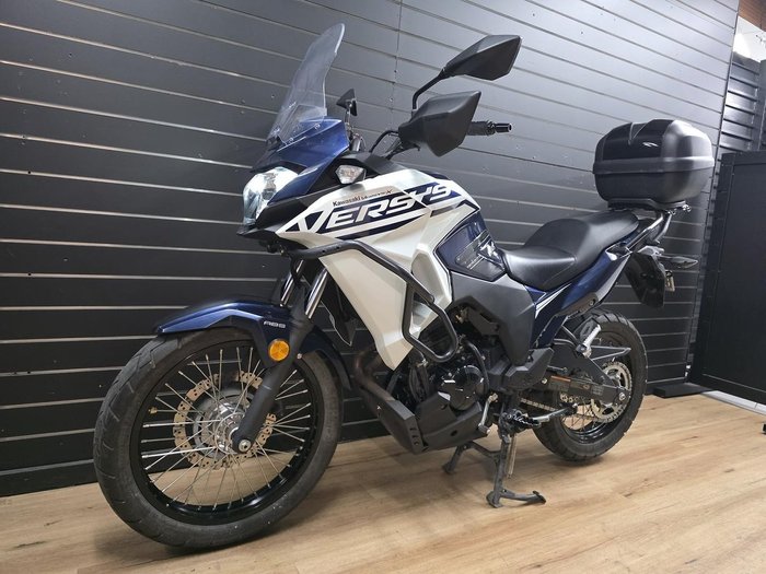 2025 Kawasaki VERSYS-X 300 White
