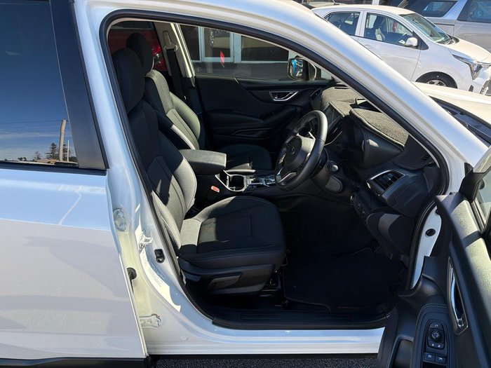 2023 Subaru Forester 2.5i