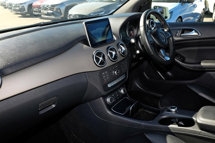 2015 Mercedes-Benz B-Class B180