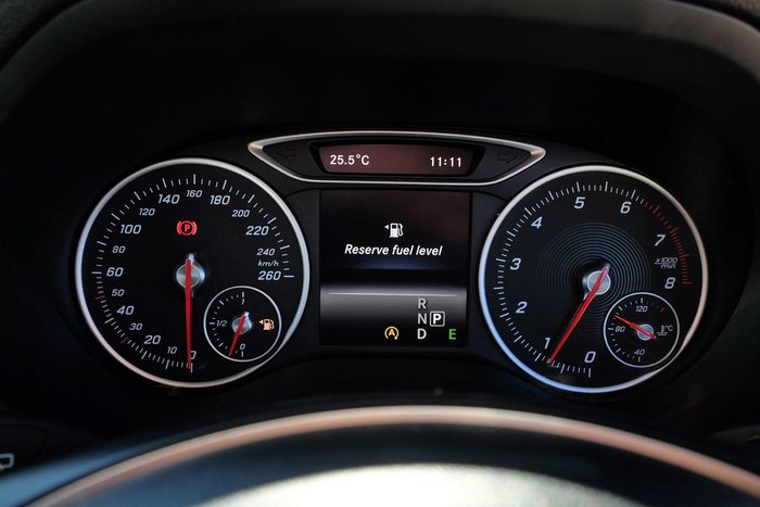 2015 Mercedes-Benz B-Class B180