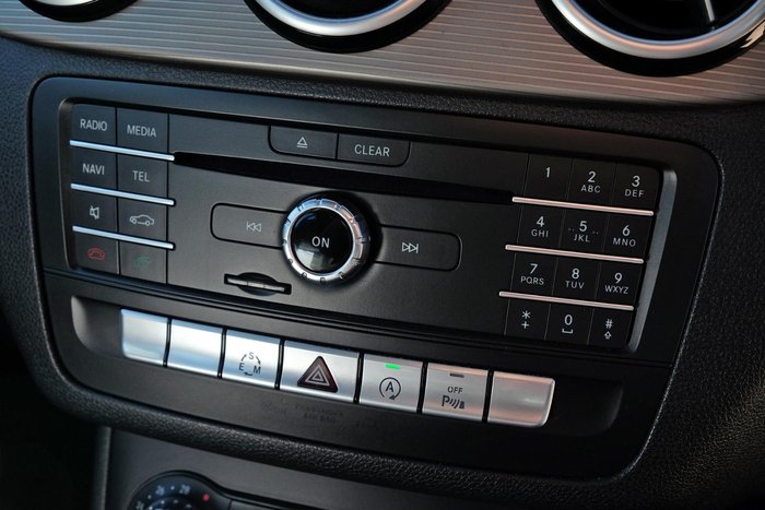 2015 Mercedes-Benz B-Class B180