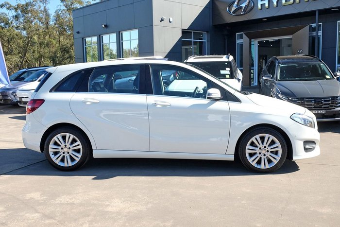 2015 Mercedes-Benz B-Class B180