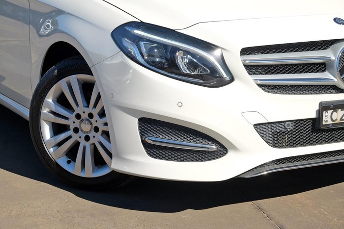 2015 Mercedes-Benz B-Class B180