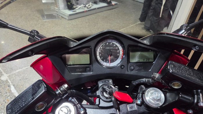 2010 Honda VFR800F (VFR800Fi) RED