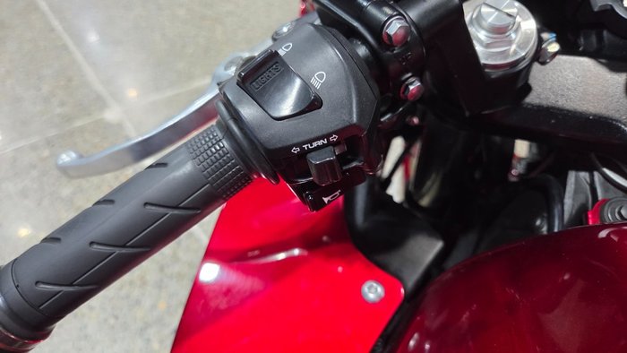 2010 Honda VFR800F (VFR800Fi) RED
