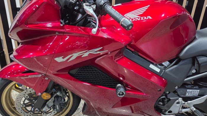 2010 Honda VFR800F (VFR800Fi) RED