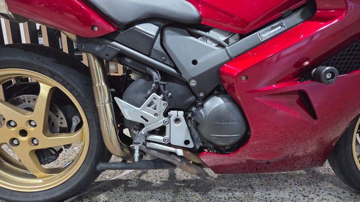 2010 Honda VFR800F (VFR800Fi) RED