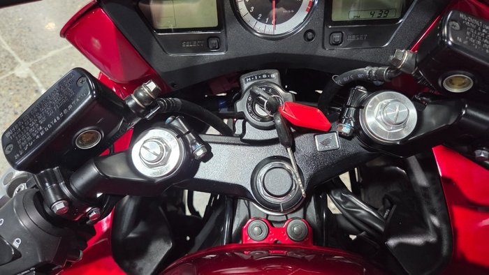 2010 Honda VFR800F (VFR800Fi) RED