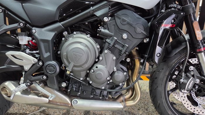 2026 Triumph TRIDENT 660 (LAMS)