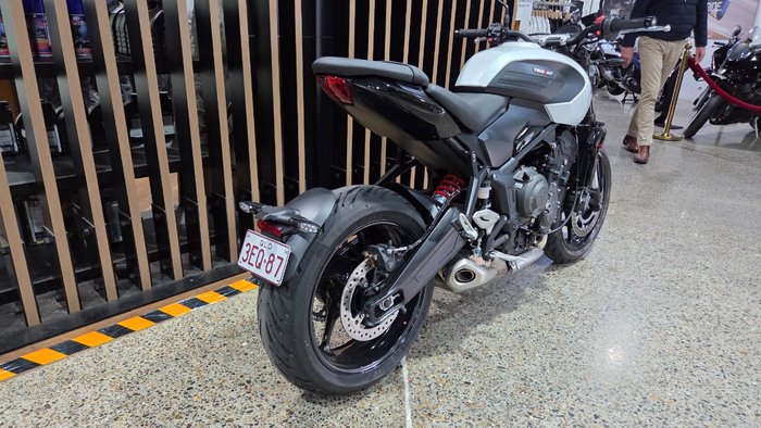2026 Triumph TRIDENT 660 (LAMS)
