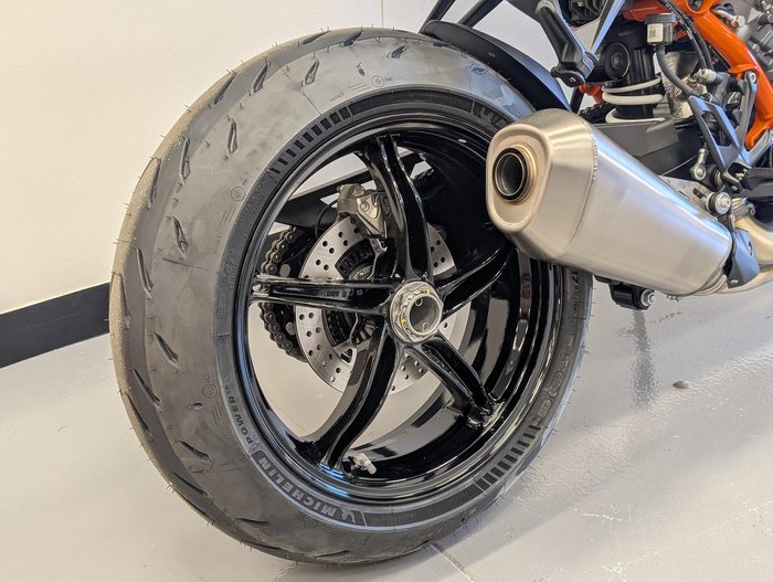 2026 KTM 1390 Super Duke R EVO Super Duke Black