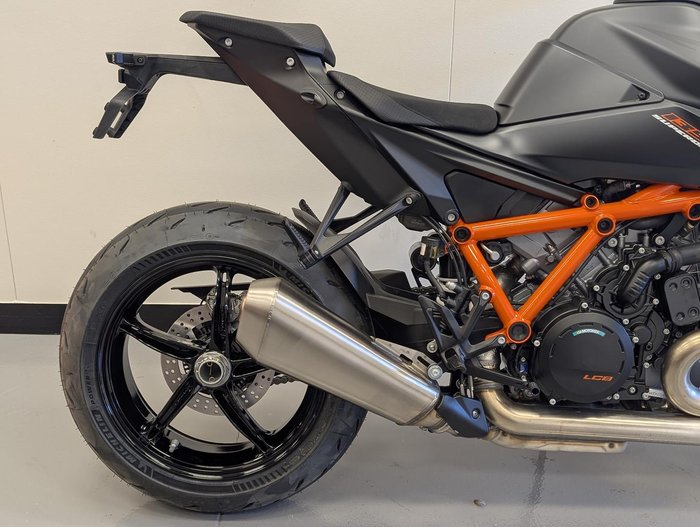 2026 KTM 1390 Super Duke R EVO Super Duke Black