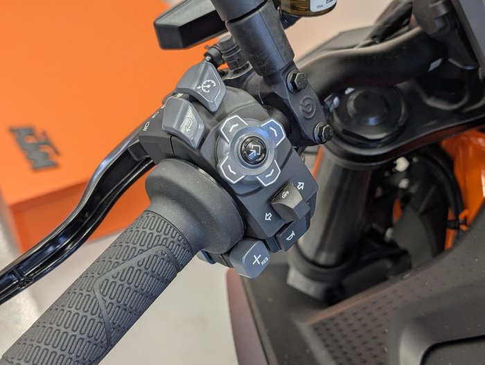 2026 KTM 1390 Super Duke R EVO Super Duke Black
