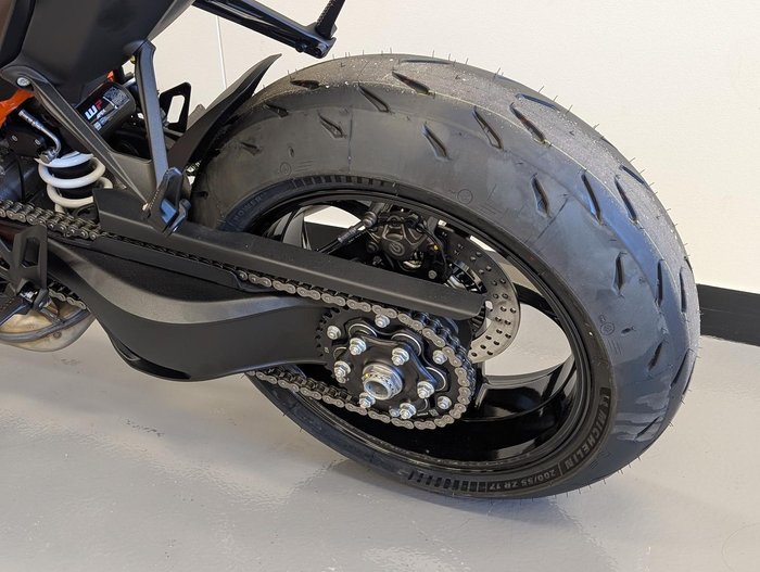 2026 KTM 1390 Super Duke R EVO Super Duke Black