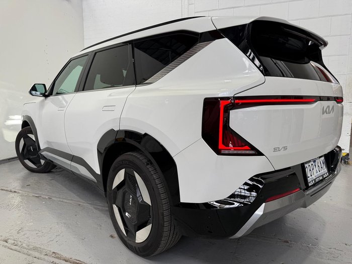 2026 Kia EV5 Earth