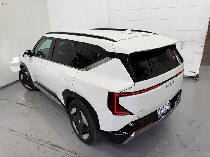 2026 Kia EV5 Earth