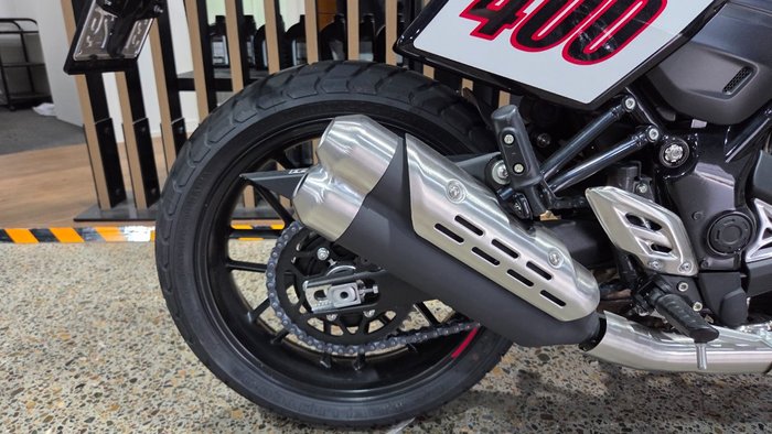 2027 Triumph 2027 TRIUMPH TRACKER 400 SILVER