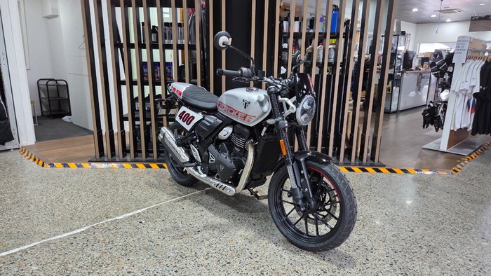 2027 Triumph 2027 TRIUMPH TRACKER 400