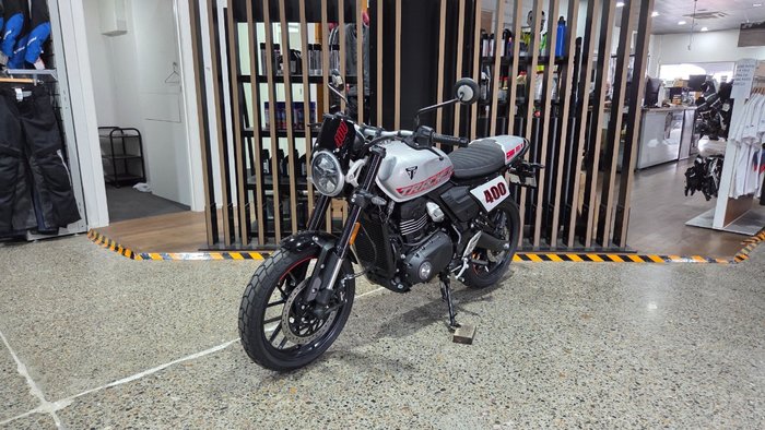 2027 Triumph 2027 TRIUMPH TRACKER 400