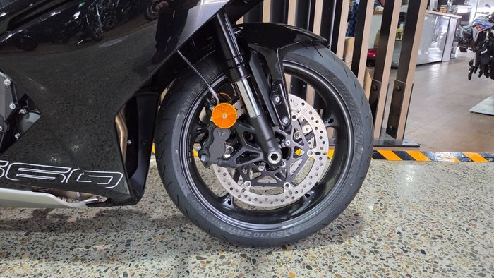 2026 Triumph DAYTONA 660 (LAMS) SAPPHIRE BLACK