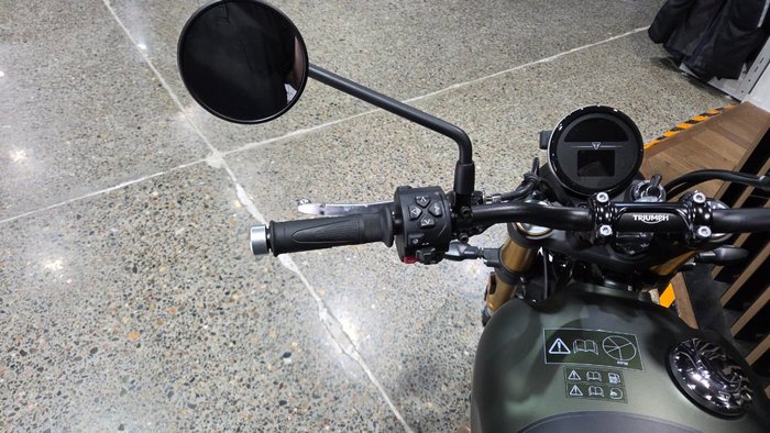 2026 Triumph SCRAMBLER 900 GREEN