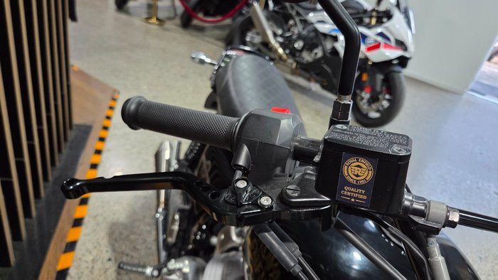 2022 Royal Enfield INTERCEPTOR 650 E5 CUSTOM SUNSET STRIP