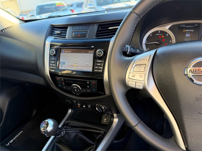 2017 NISSAN NAVARA ST-X (4x4)