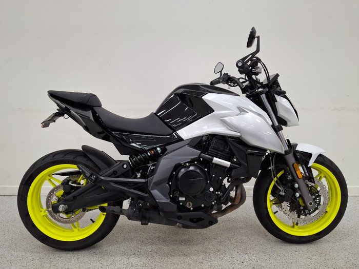 2022 CFMOTO 650NK ABS White