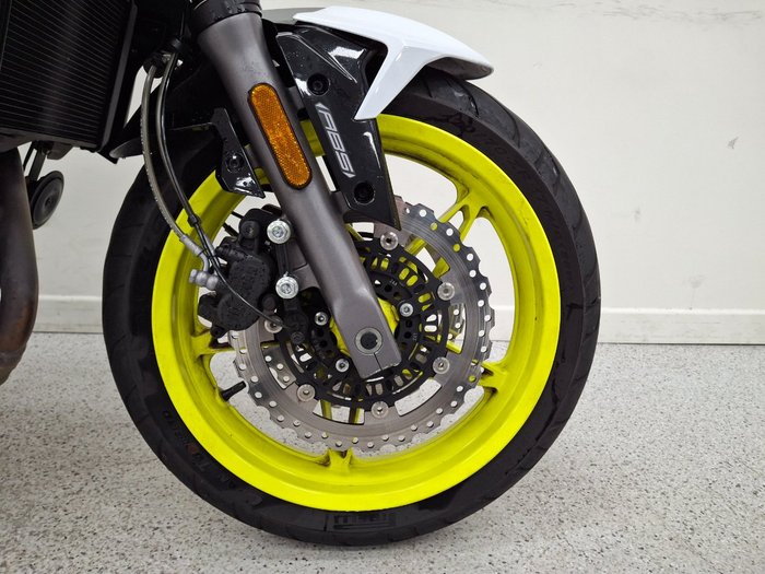2022 CFMOTO 650NK ABS White