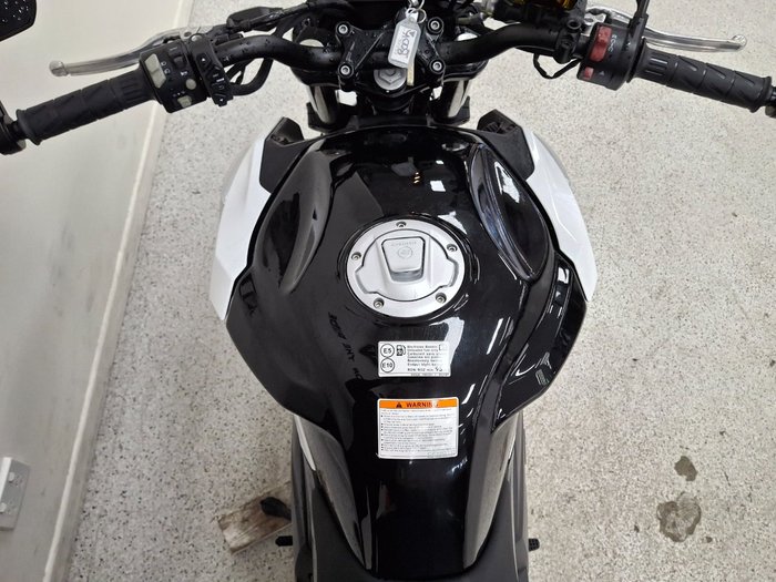 2022 CFMOTO 650NK ABS White