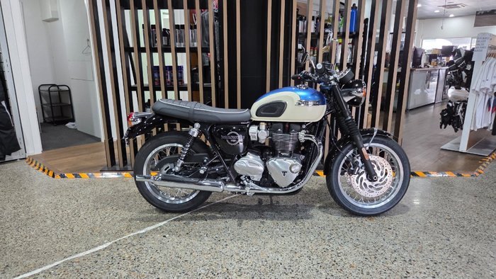 2026 Triumph BONNEVILLE T120