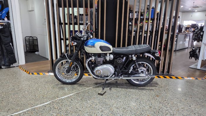 2026 Triumph BONNEVILLE T120