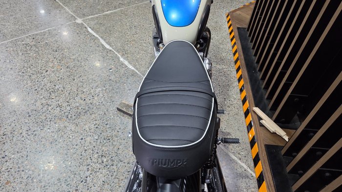 2026 Triumph BONNEVILLE T120