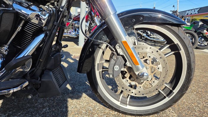2022 Harley-Davidson FLRT FREEWHEELER Black