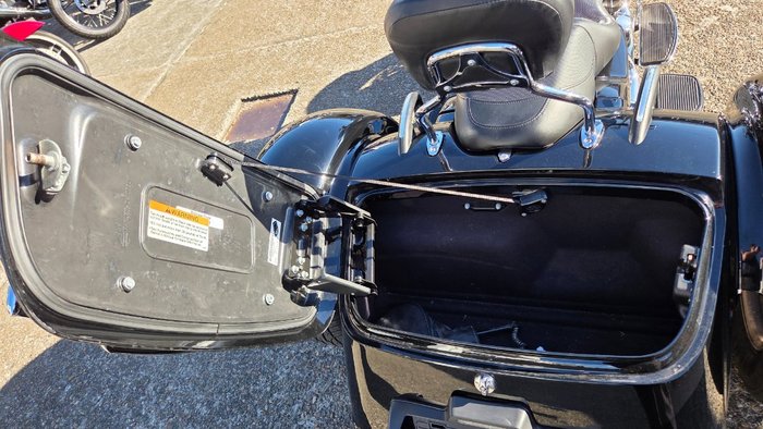 2022 Harley-Davidson FLRT FREEWHEELER Black