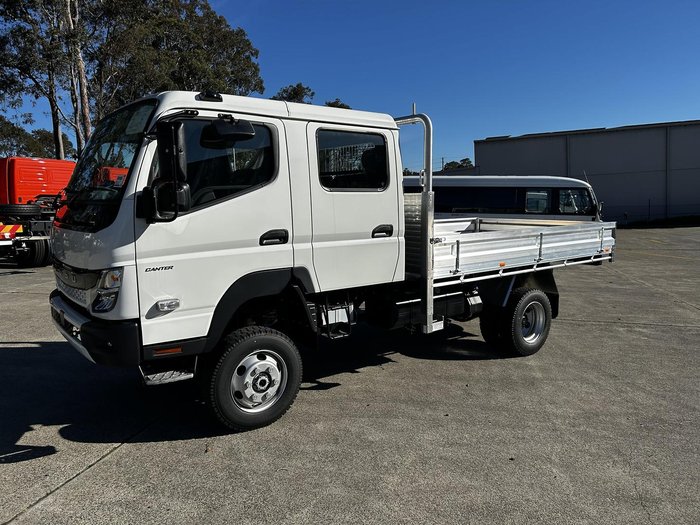 2026 Fuso Canter 4x4
