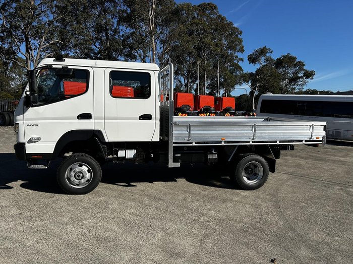 2026 Fuso Canter 4x4