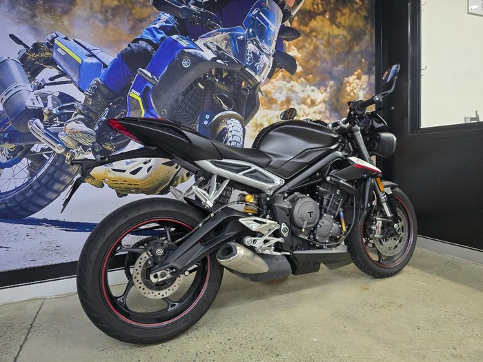 2020 Triumph STREET TRIPLE RS Grey