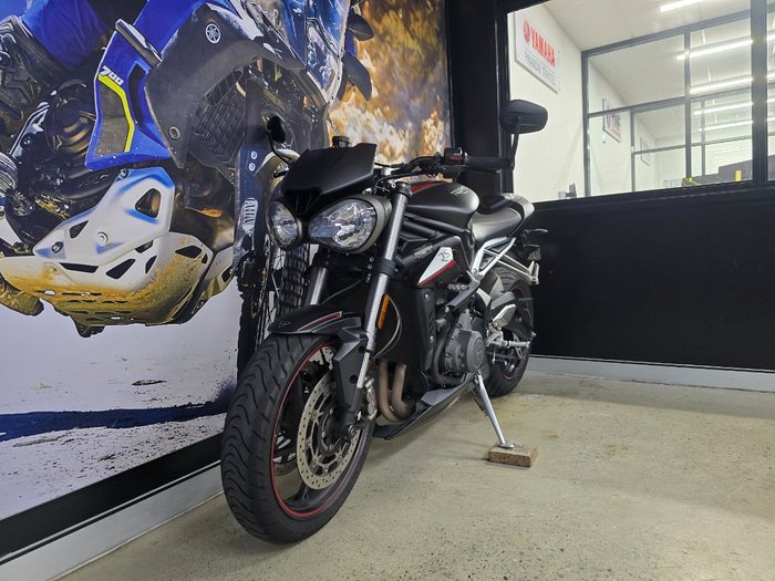 2020 Triumph STREET TRIPLE RS Grey