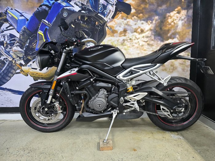 2020 Triumph STREET TRIPLE RS Grey