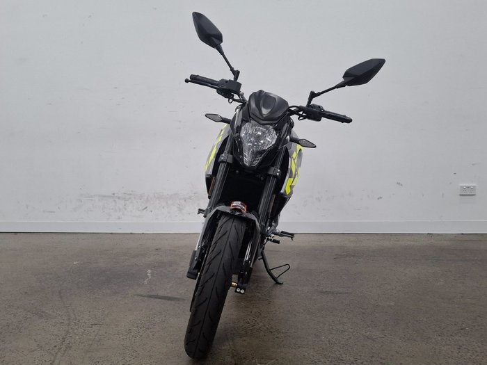2023 CFMOTO 150 NK TITANIUM GREY