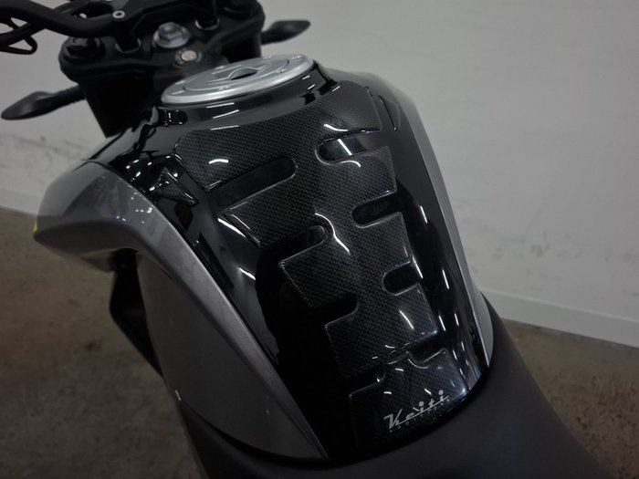 2023 CFMOTO 150 NK TITANIUM GREY