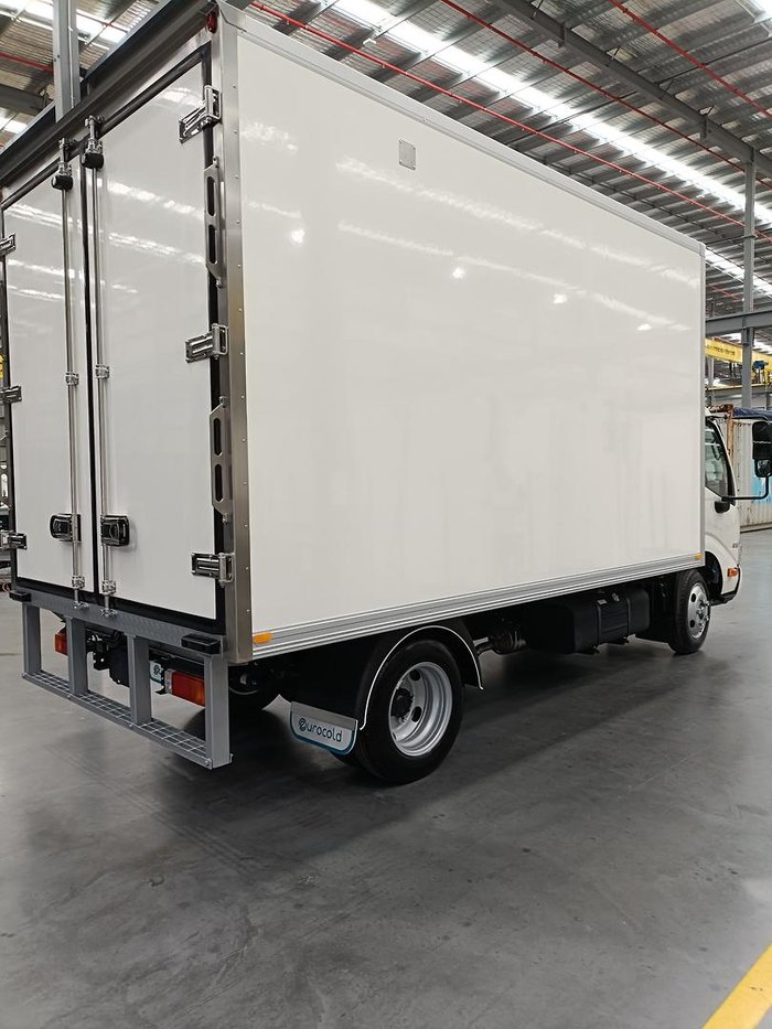 2025 Hino 300 - 616 Auto Swb