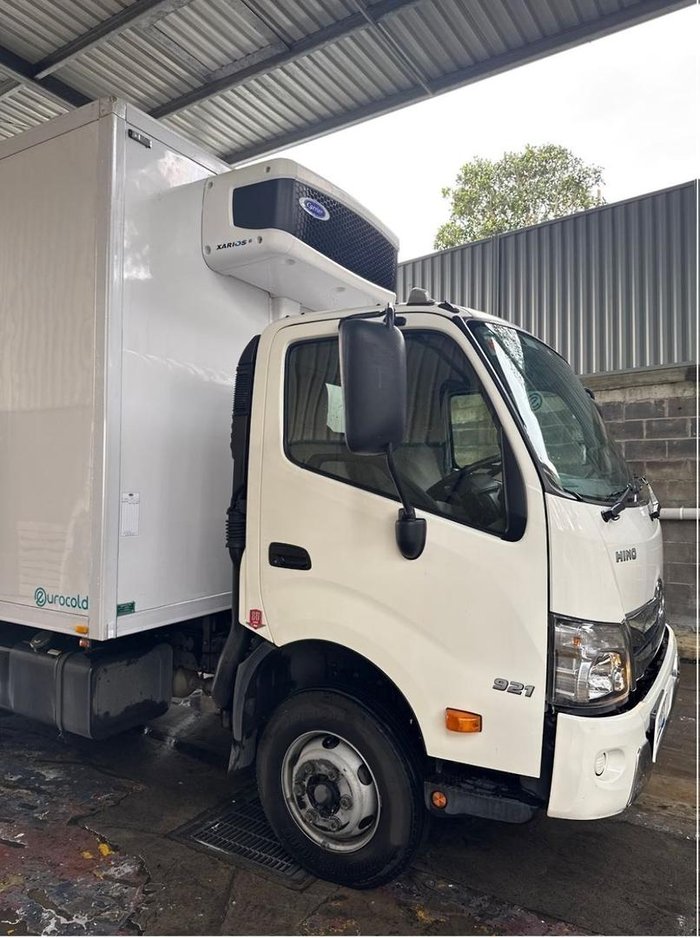 2022 Hino 300 Series