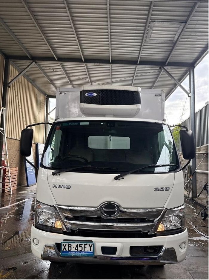2022 Hino 300 Series